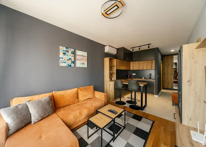 아파트 Harizma - Astera 크라구예바츠